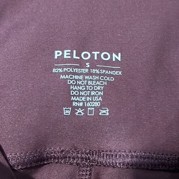 Peloton Burgundy High Waist Full Length Show Up Leggings Activewear Size S - Picture 10 of 10